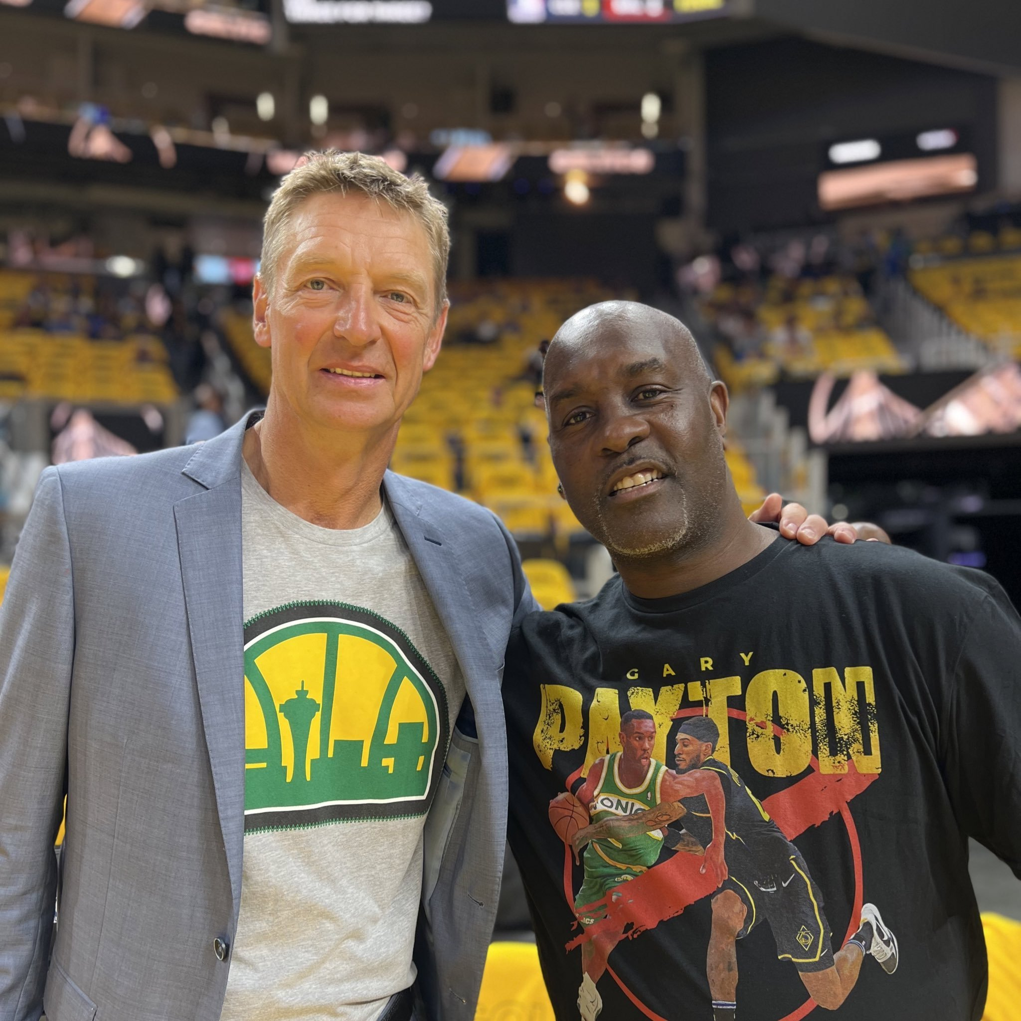 每支强队背 每支强队背